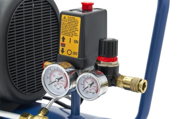 HBM oliegesmeerde compressor 24 liter - Afbeelding 8