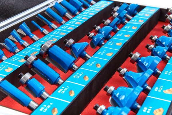 HBM 35-delige houtfrezenset â€“ 8mm schacht, hardmetaal, diverse profielen - Afbeelding 3