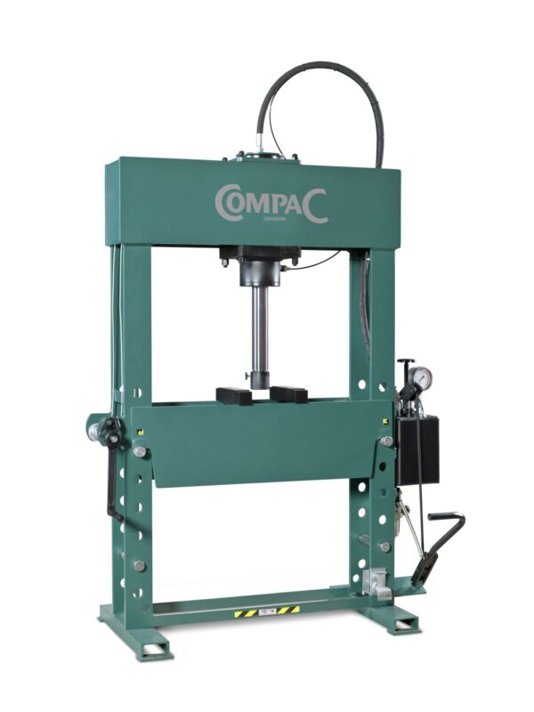 Compac werkplaatspers met voetbediening 40 Ton