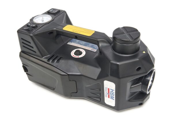 HBM Electrische 12 Volt 1,5 Ton Autokrik Met LED Verlichting Inclusief Slagmoersleutel 12 Volt in Hand - Image 3