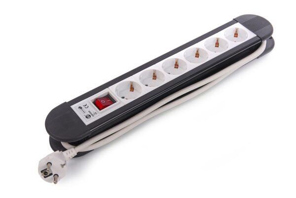 HBM Stekkerdoos 6 Voudig 1,5 Meter Kabel 3 x 1,5 mm Met Schakelaar - Bild 2