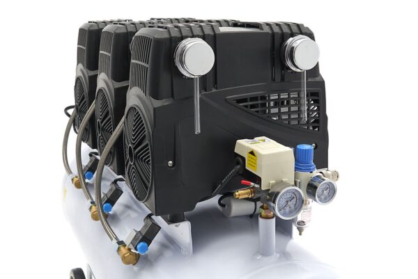 HBM 6 PK - 150 Liter Low Noise Compressor - Model 2 - Afbeelding 14