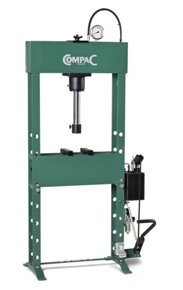 Compac werkplaatspers met voetbediening 25 Ton