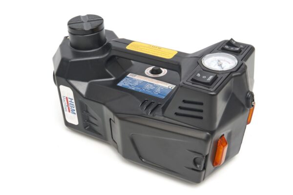 HBM Electrische 12 Volt 1,5 Ton Autokrik Met LED Verlichting Inclusief Slagmoersleutel 12 Volt in Hand - Image 4