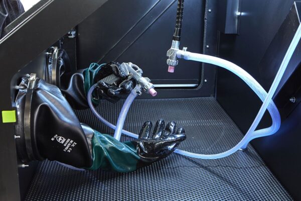 HBM SBC 350 Straalcabine met Afzuiging - MAT ZWART - Image 7